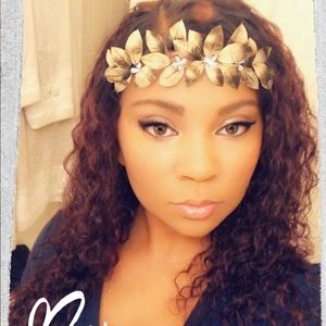 Meet your Posher, Kelitra